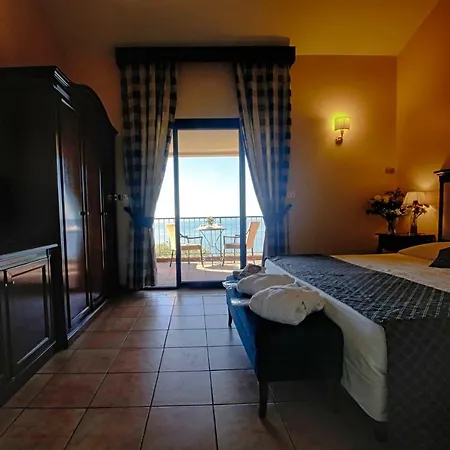 Capo Dei Greci Hotel Resort And Spa-3